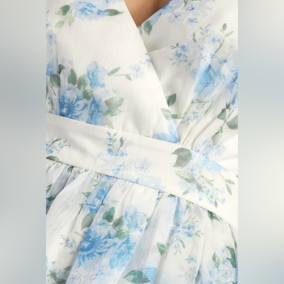 Lulus Cultivate Crushes Blue Floral Tiered Midi Dress S NWT Broken Strap - Picture 7 of 8